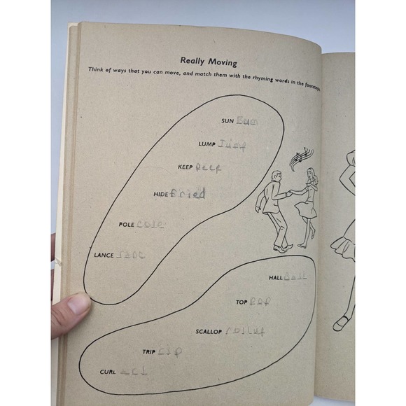 VTG 1979 Barbie and Skipper Sports Stars Coloring Activity Book Golden Mattell - Picture 6 of 9